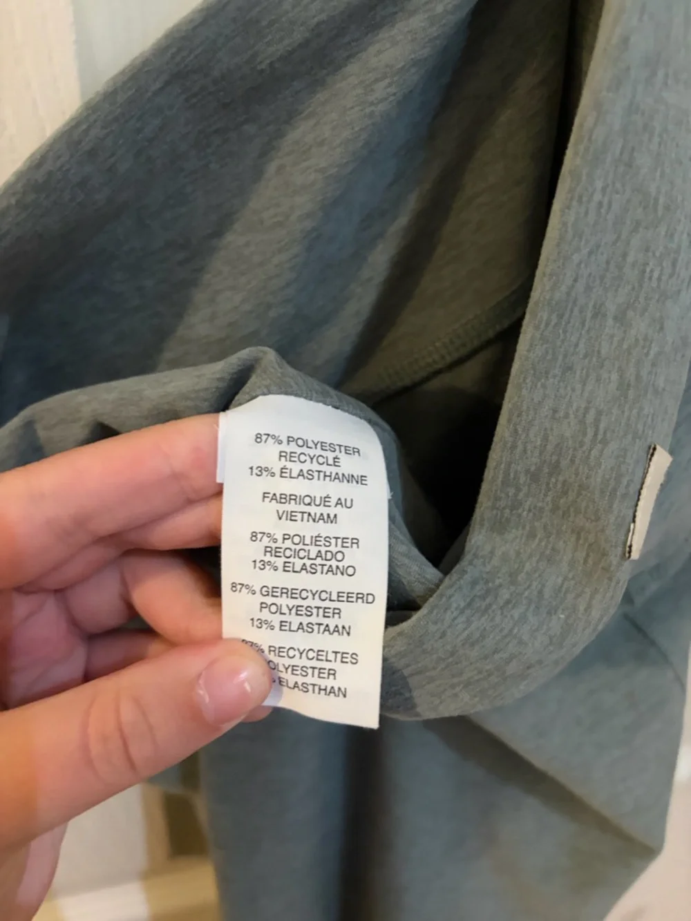 Vuori Clean Elevation High Rise 7/8 Leggings - Heathered Seafoam Green - Picture 7 of 7